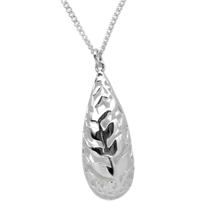 <p>Small fern pendnat with 45cm chain and box</p>