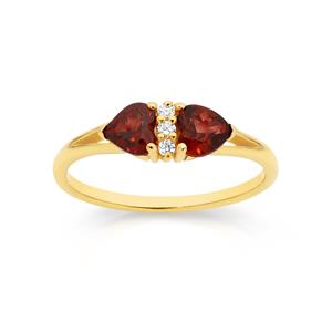 <p>Garnet and Diamond Ring</p>