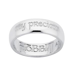 <p><em>My Precious </em>Ring.</p>
<p> </p>
<p>Gollum was obsessed with <i>The One Ring</i> from the first moment <br />
he saw it, calling it <i>My Precious</i>. But the Ring has a mind of its own, and leaves him to follow Bilbo Baggins.</p>
<p> </p>
<p>Comes with the Official Hobbit Pouch.</p>